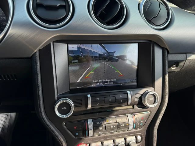 Ford Mustang Convertible GT 5.0 V8