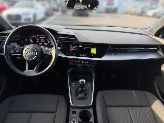 Audi A3 30 TFSI S-Line Sportback