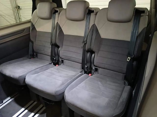 Volkswagen Multivan Lang Style T7