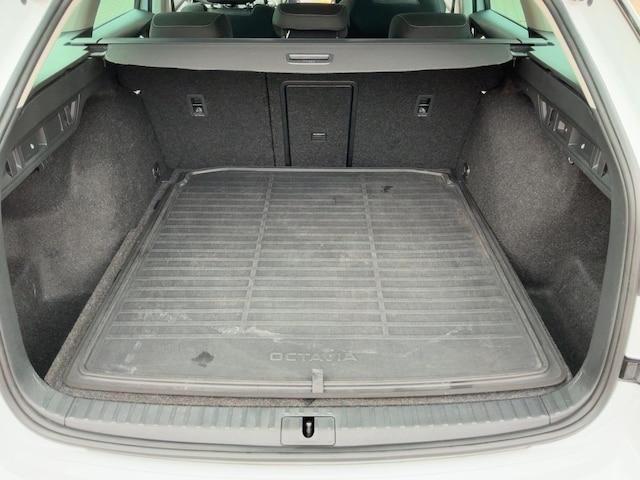 Skoda Octavia 2.0 TDI Combi Style Style