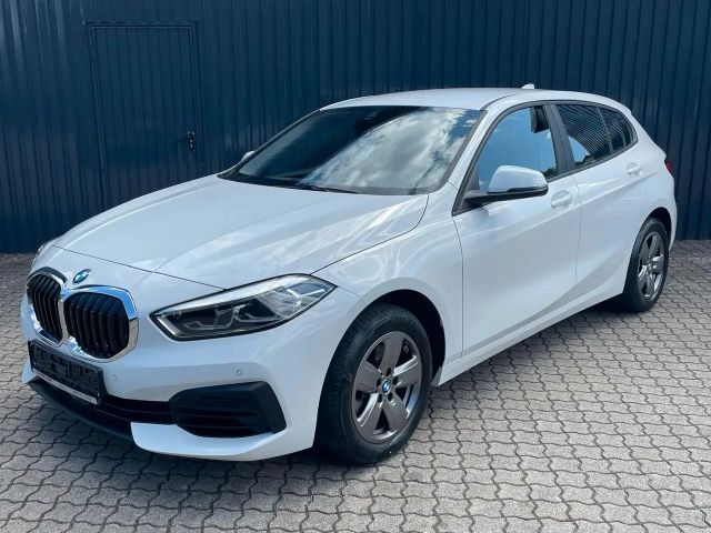 BMW 116 116i 5-deurs Sedan