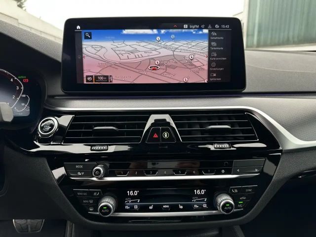 BMW 530 530e M-Sport Touring