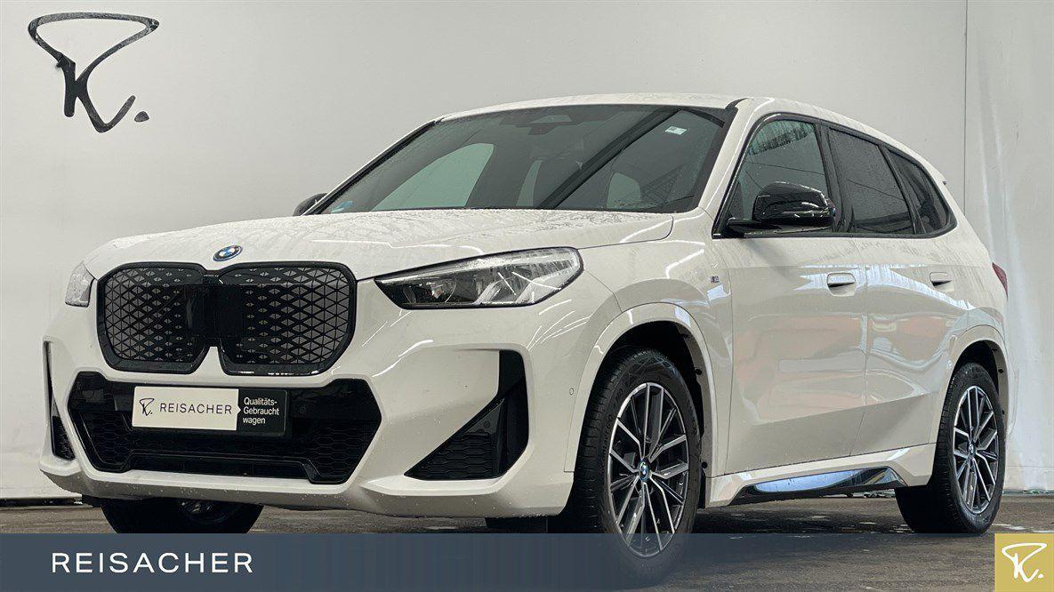 BMW iX1 xDrive30