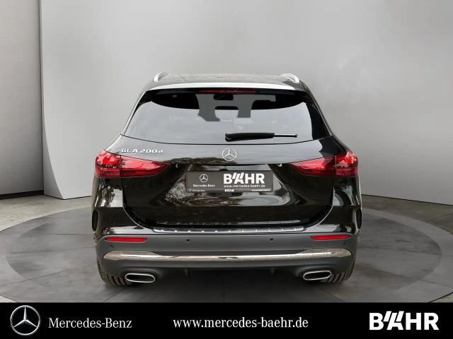 Mercedes-Benz GLA 200 AMG Line GLA 200 d