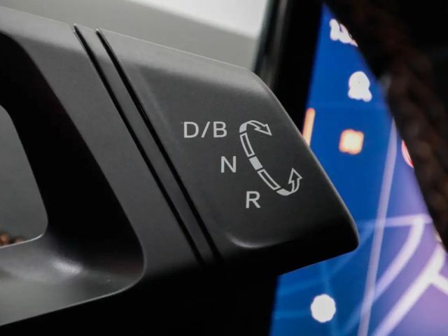 Cupra Born 82 kWh Kam. HUD Beats Mirror Link ACC SHZ