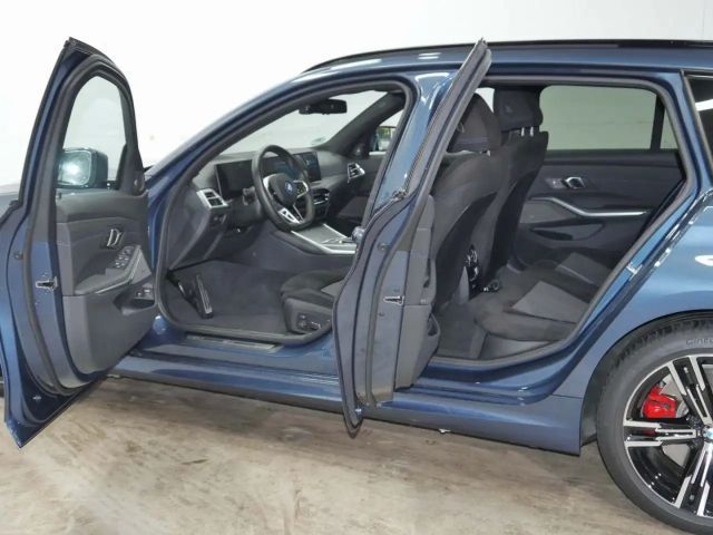 BMW 330 330e M-Sport Touring xDrive