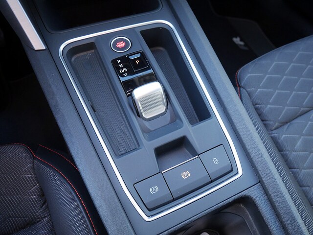 Seat Leon 1.5 eTSI FR-lijn Sportstourer