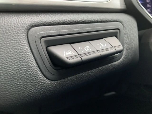 Renault Captur Intens TCe 140