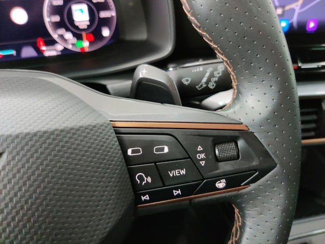 Cupra Formentor Formentor eHYBRID AHK/LED/FAP:XL/Navi/Pano/RFKamera