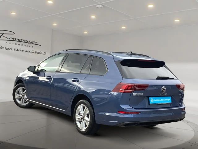 Volkswagen Golf 1.5 TSI Life Variant