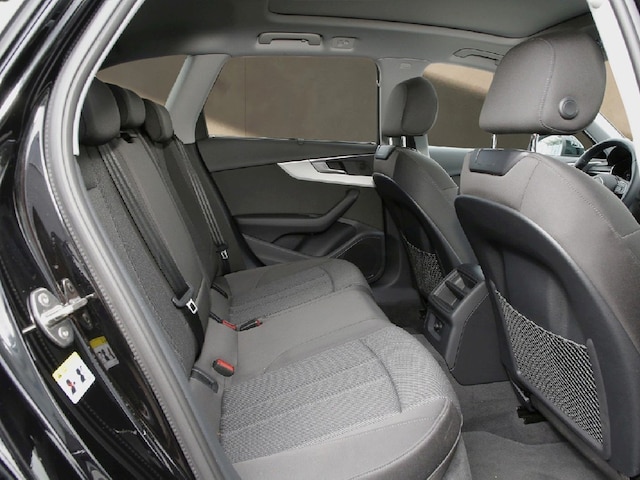 Audi A4 40 TFSI Avant S-Tronic