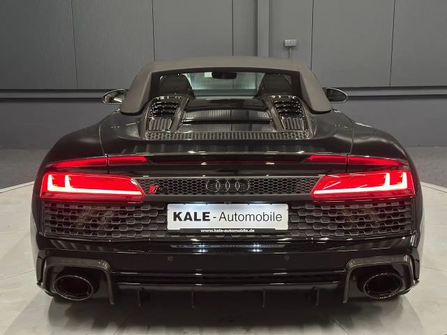 Audi R8 Performance Quattro Spyder V10