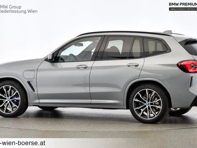BMW X3 xDrive30e