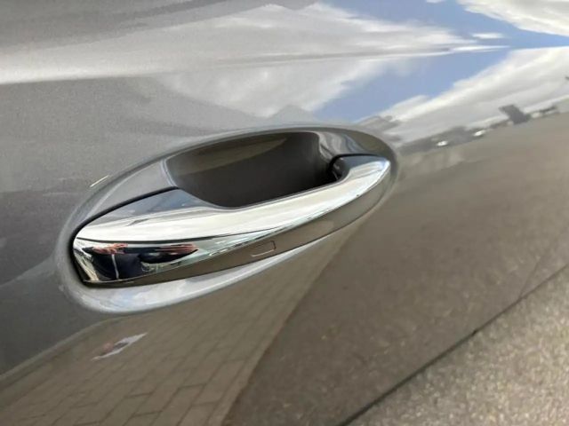 Mercedes-Benz GLB 180 AMG Line