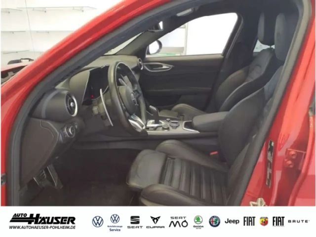 Alfa Romeo Giulia AT8 Q4 Turbo Veloce