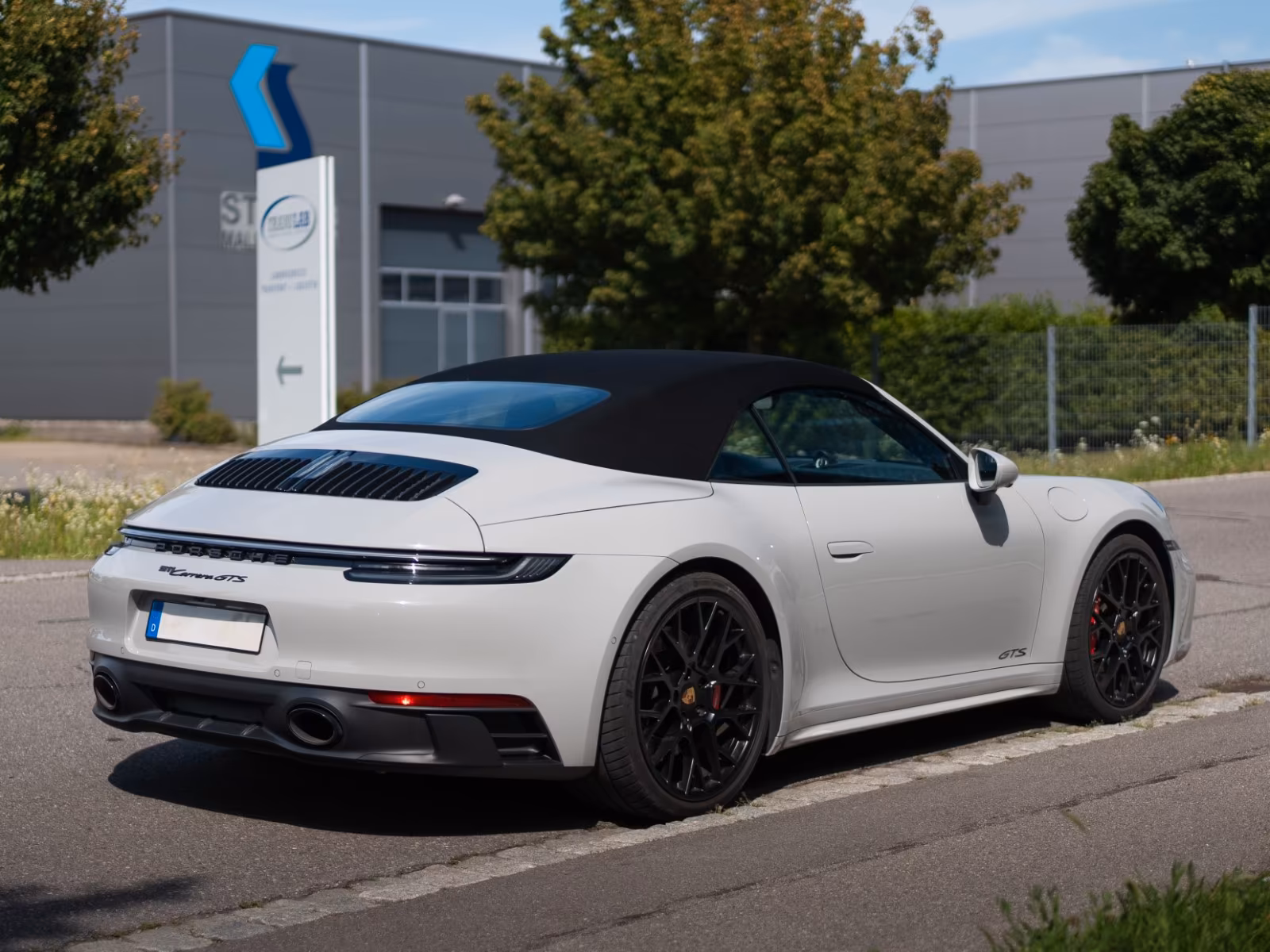 Porsche 911 992 Cabriolet Carrera GTS