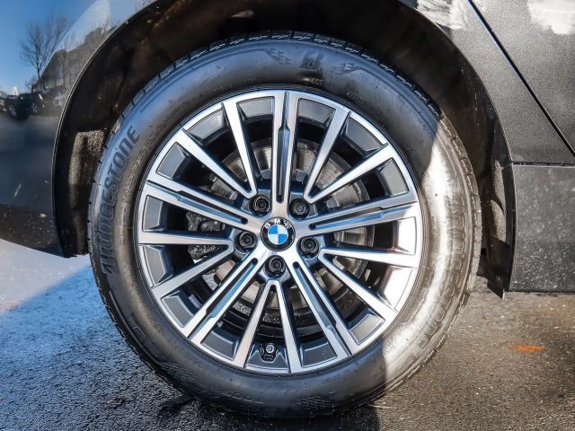 BMW 218 218d Active Tourer Luxury Line