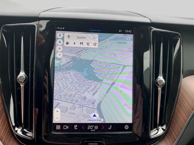 Volvo XC60 AWD Dark Plus T6