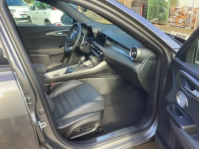 Alfa Romeo Tonale Hybrid Veloce