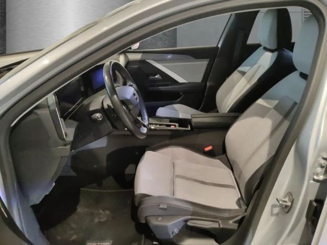 Opel Astra Business Elegance