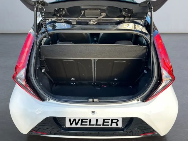 Toyota Aygo Hatchback X-final