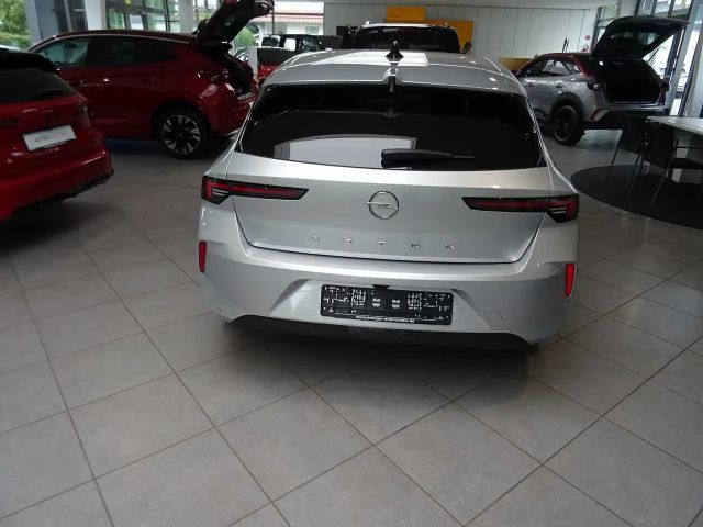 Opel Astra 1.2 Turbo Enjoy Turbo
