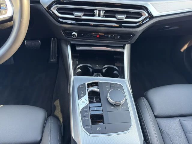BMW 330 330e M-Sport Touring xDrive