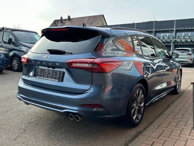 Ford Focus ST Line Wagon