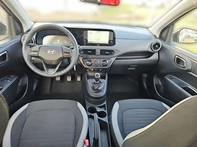 Hyundai i10 1.0 2WD Trend
