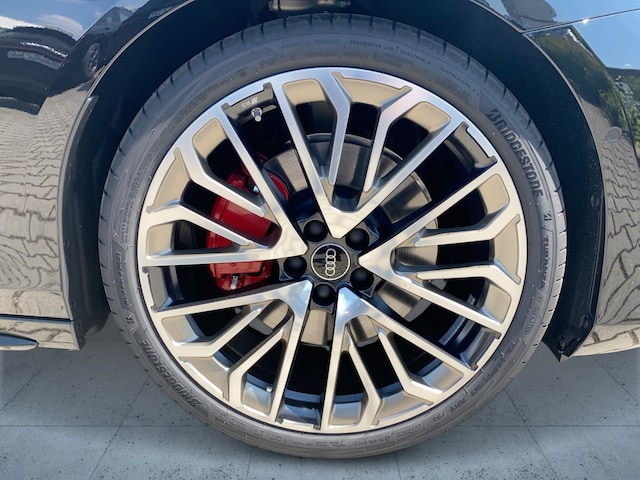 Audi A6 e-tron Avant Quattro