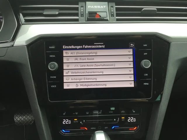 Volkswagen Passat Business DSG