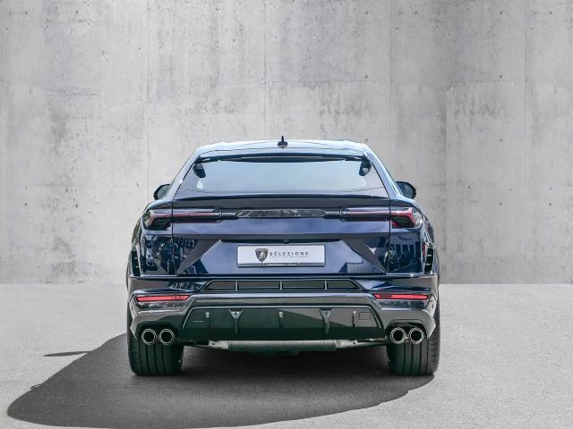 Lamborghini Urus Performante