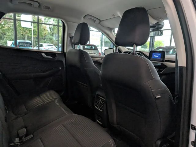 Ford Kuga AWD Hybrid Titanium