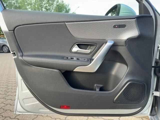 Mercedes-Benz A 180 Progressive