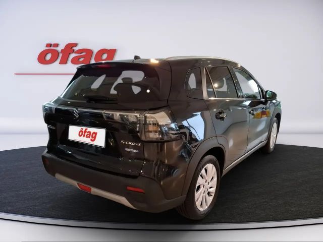 Suzuki S-Cross Hybrid