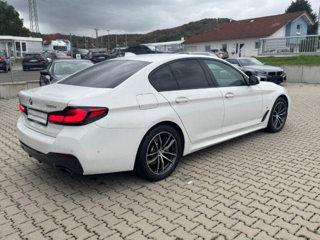 BMW 520 520d M-Sport Sedan xDrive