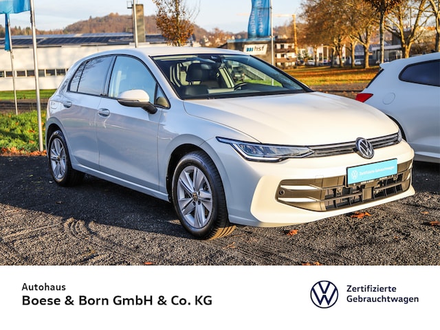 Volkswagen Golf 1.5 eTSI DSG