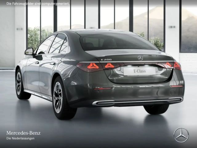 Mercedes-Benz E 200 AVANTGARDE Sedan