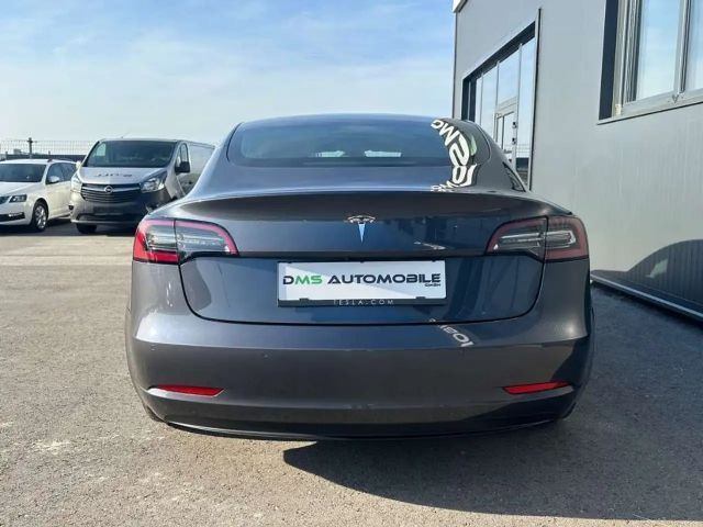 Tesla Model 3 RWD Standard Range