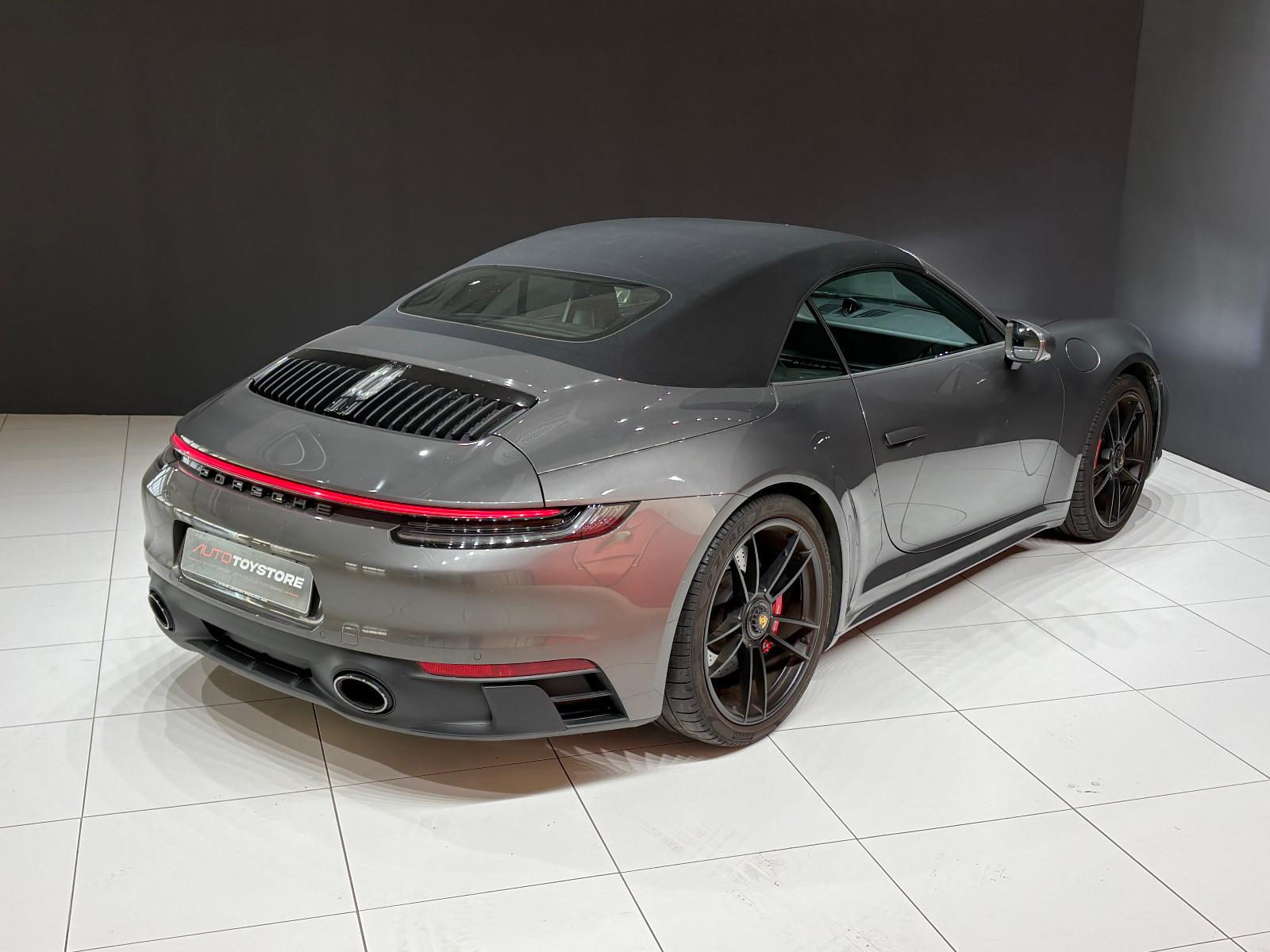 Porsche 911 4 992 Cabriolet Carrera GTS