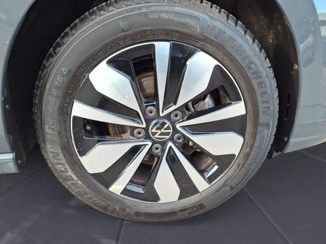 Volkswagen Golf DSG Life