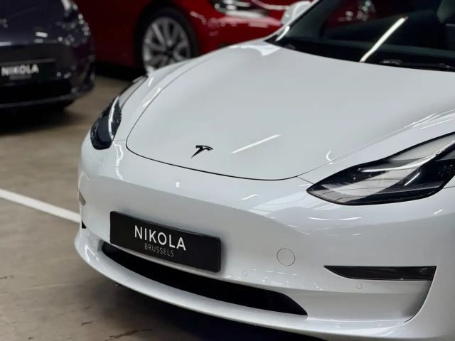 Tesla Model 3 AWD Long Range