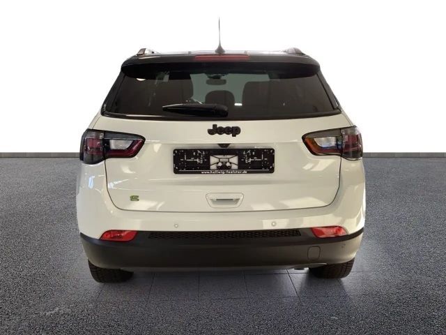 Jeep Compass Upland MHEV Panorama/LED/NAVI/GJR/Kamera