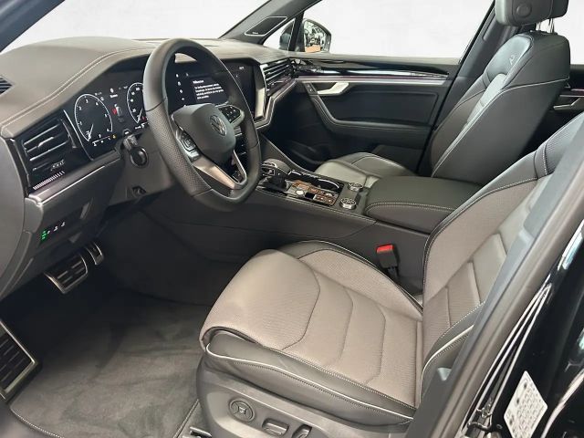 Volkswagen Touareg 4Motion R-Line