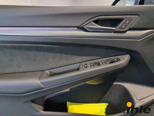 Volkswagen Golf DSG Golf VIII Style Variant