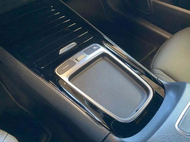 Mercedes-Benz GLA 200 Progressive