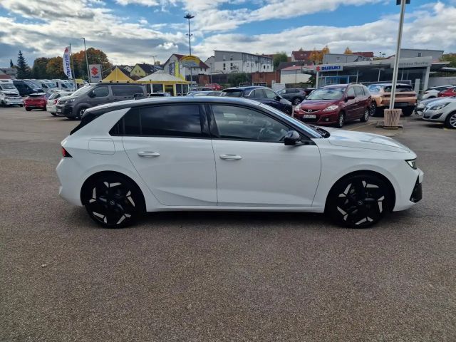 Opel Astra GSe