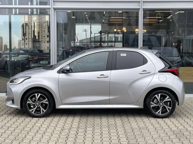 Toyota Yaris Hatchback Hybride VVT-i