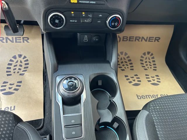 Ford Focus Cool & Connect