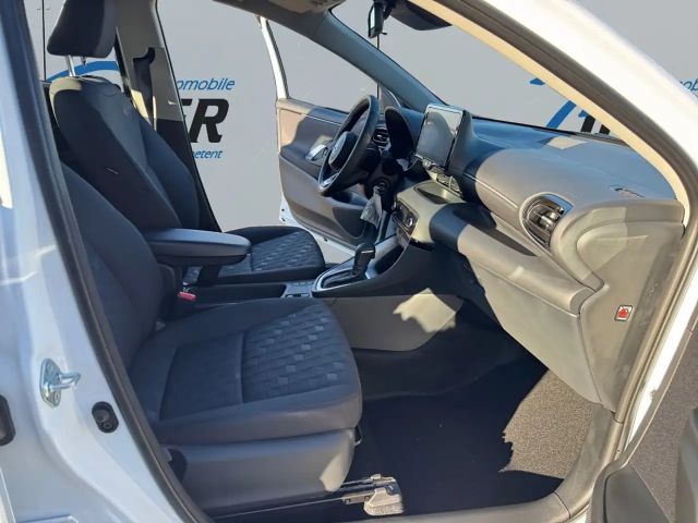 Mazda 2 Hybrid 1.5L Hybrid VVT-i 116 CVT FWD Centre-Line